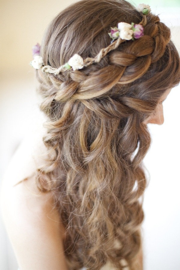 Wedding Philppines - Floral Bridal Crowns & Headpiece Ideas 18