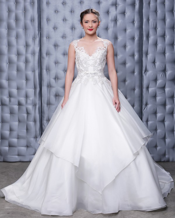 Veluz-Bride-RTW-2014-Wedding-Philippines-Marina_web-600x750-