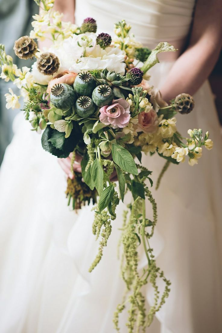 Wedding Philippines - Whimsical Fairytale Forest Woodland Wedding Ideas - Bouquet 01