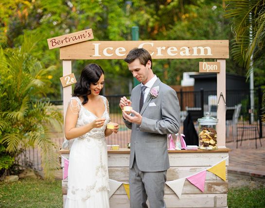 Wedding Philippines - 23 Cool Ways to Serve Ice Cream at Your Wedding Bar Buffet Food Cart (13)
