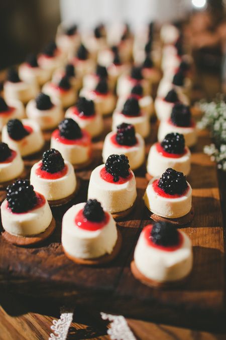 Wedding Philippines - 24 Delicious Mini Cheesecake Ideas for Your Wedding Buffet Bar Display (12)