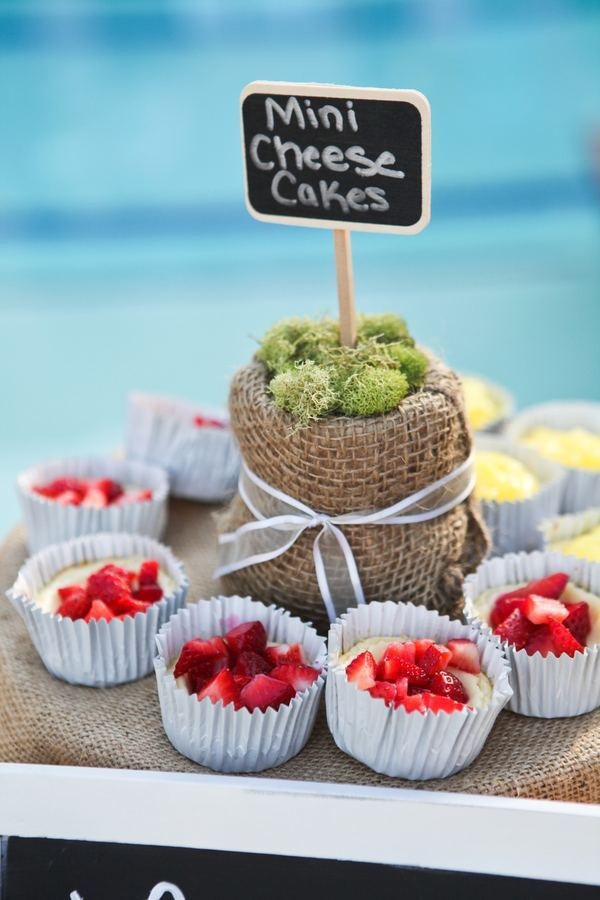 Wedding Philippines - 24 Delicious Mini Cheesecake Ideas for Your Wedding Buffet Bar Display (7)