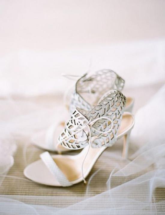 Wedding Philippines - 19 Elegant Laser Cut Wedding Shoes and Sandals (7)